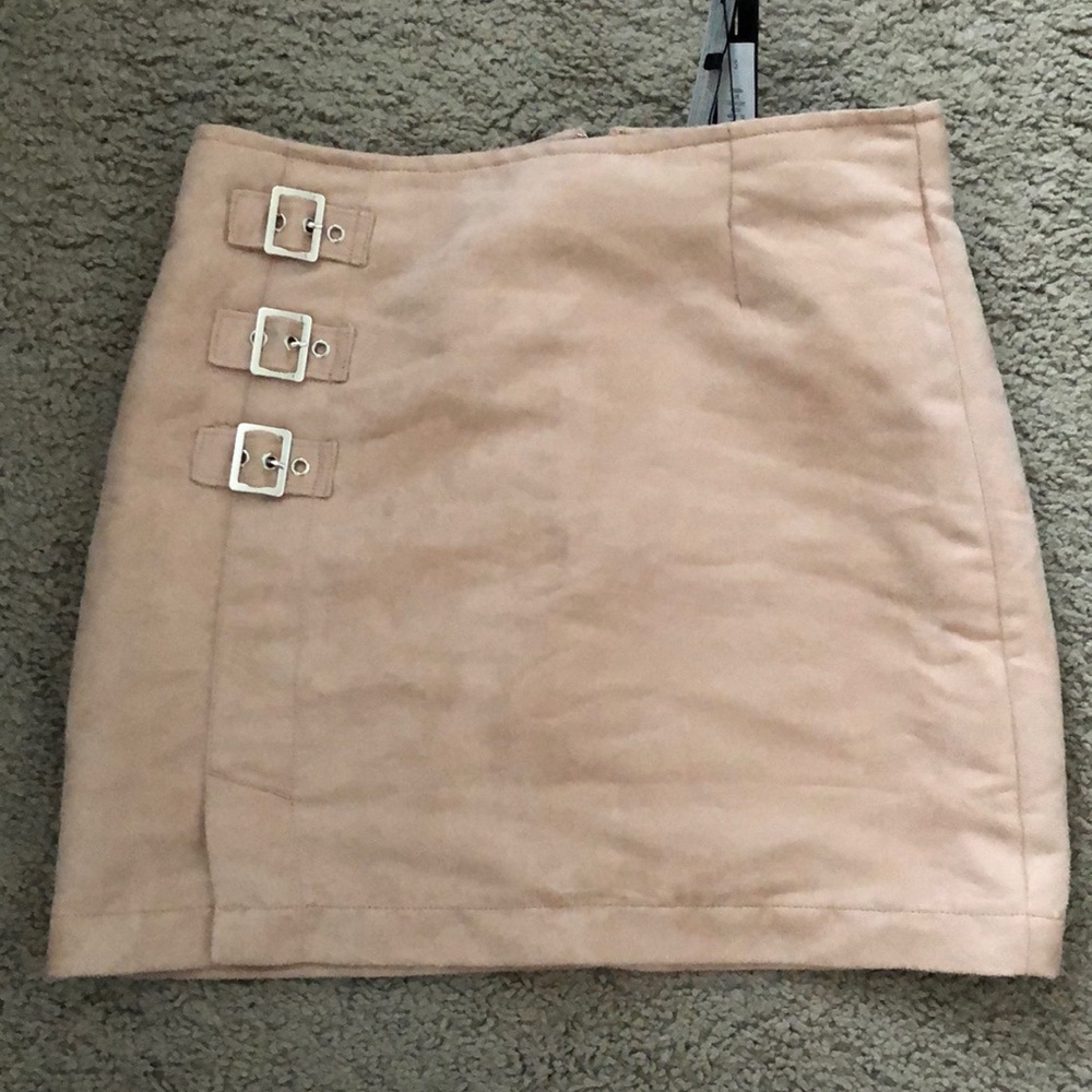 Dynamite Pink skirt still with tags